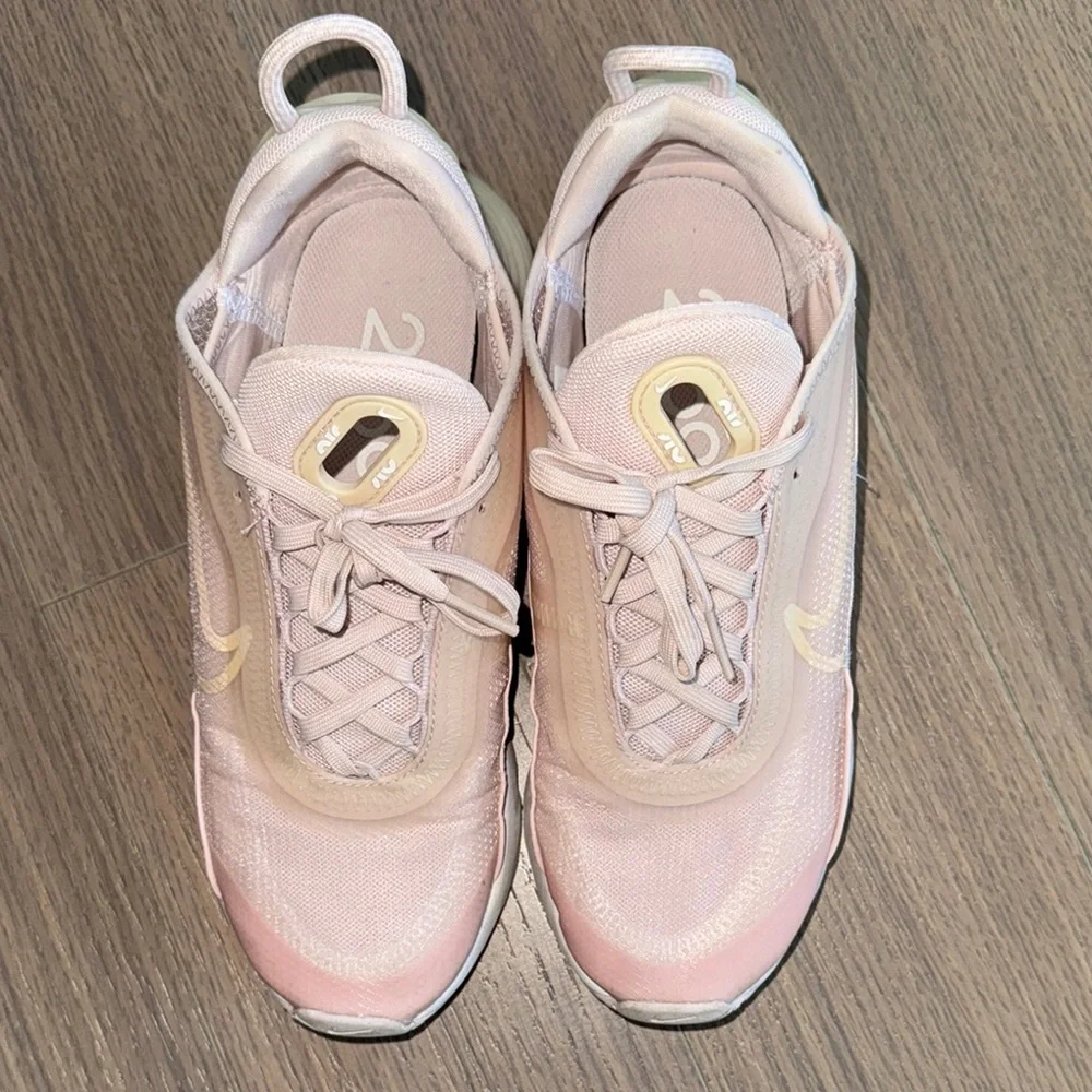 Women's NIKE Air Max Pink Athletic Shoes - Picture 2 of 4